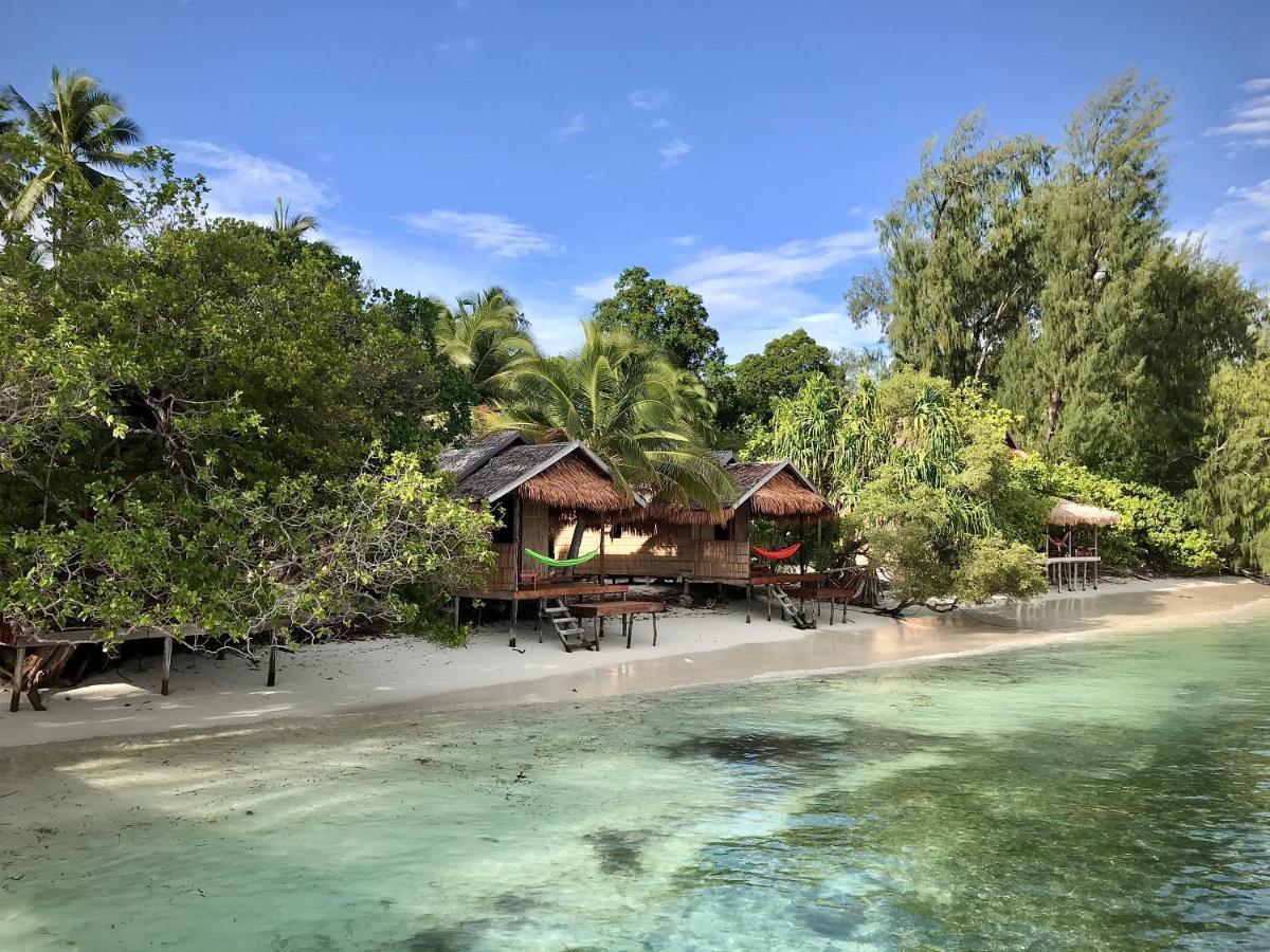 Tabari Dive Lodge Pulau Mansuar Exteriör bild